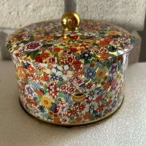 Round Metal Container